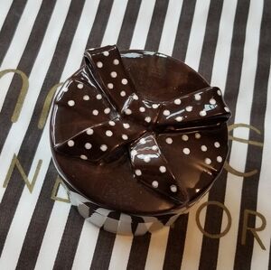 ❗Henri Bendel Iconic Striped Ceramic Trinket Box❗